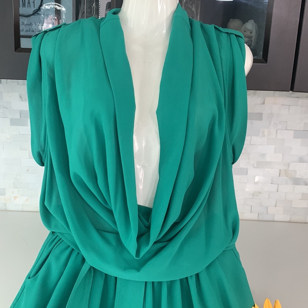 Green Romper - Picture 4 of 11